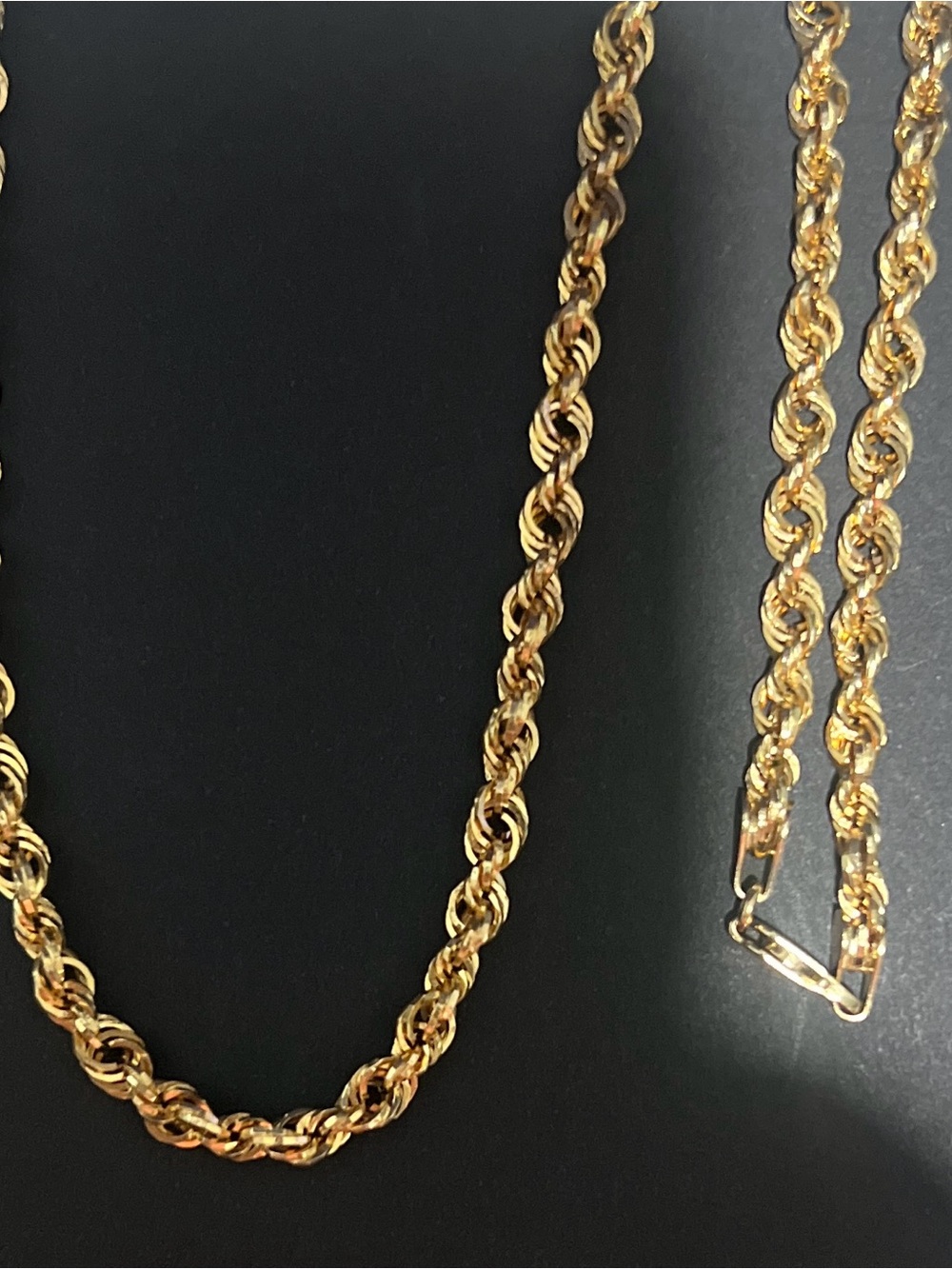 14K Gold Elegant Diamond Cut Gold Rope Chain Necklace - Picture 2 of 4